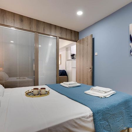 Atlantis Apartments 50M From Makenzy Seafront Larnaca Exteriör bild